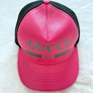 GUCCI grained calfskin logo print hat Authentic